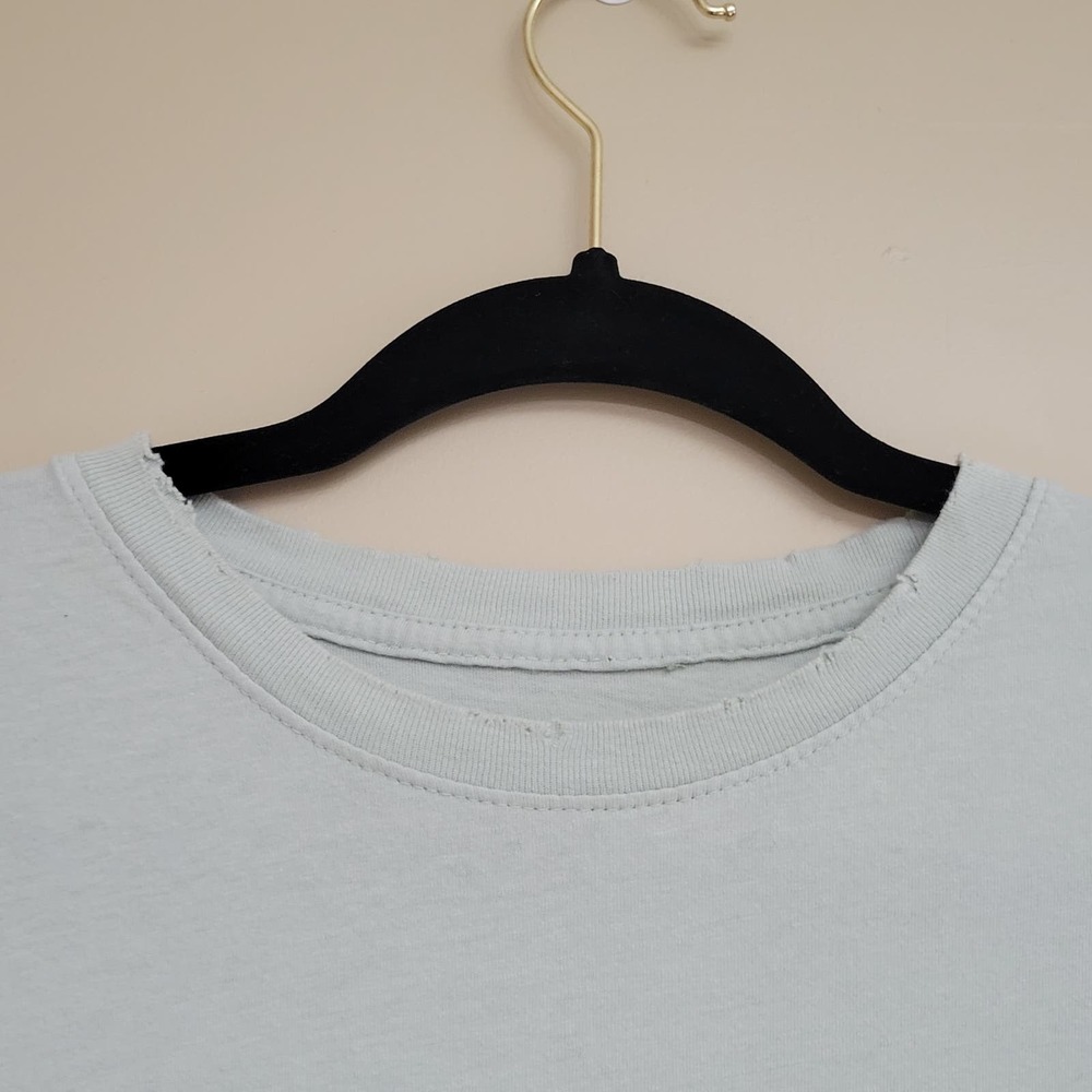American Highway Men's Graphic Tee with Distressed Hem - Picture 3 of 4